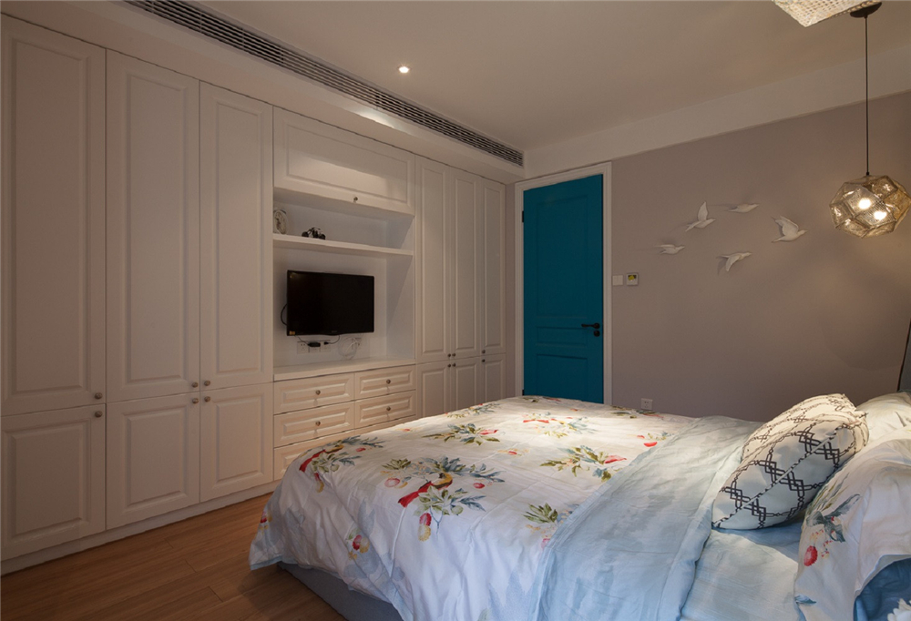 實木定制衣柜怎么樣 好不好？(圖2)