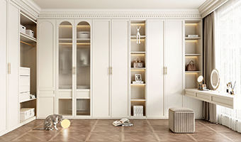 定制衣柜深度一般要做多少？